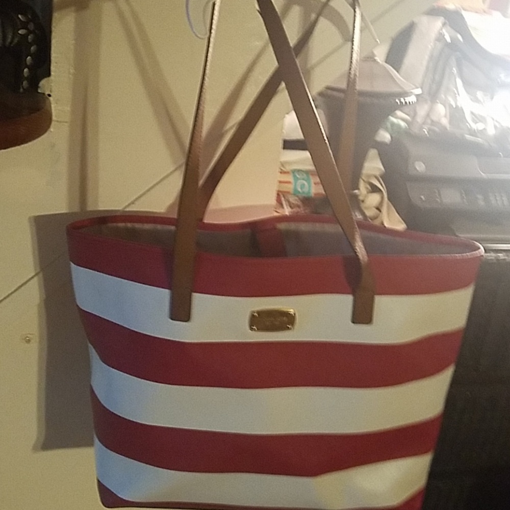 Michael Kors large tote style